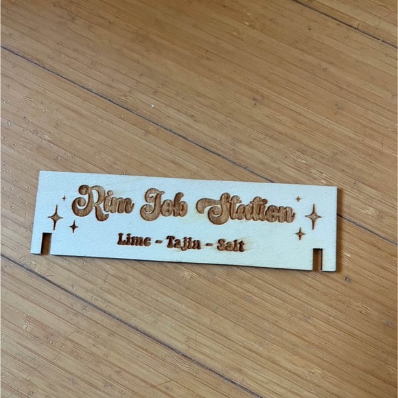 Bachelorette Bundle for 8! White Satin “Bride” Robe + bachelorette accessories - Picture 12 of 13